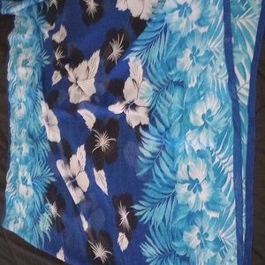 Large Floral Scarf/Sarong - Beautiful condition
